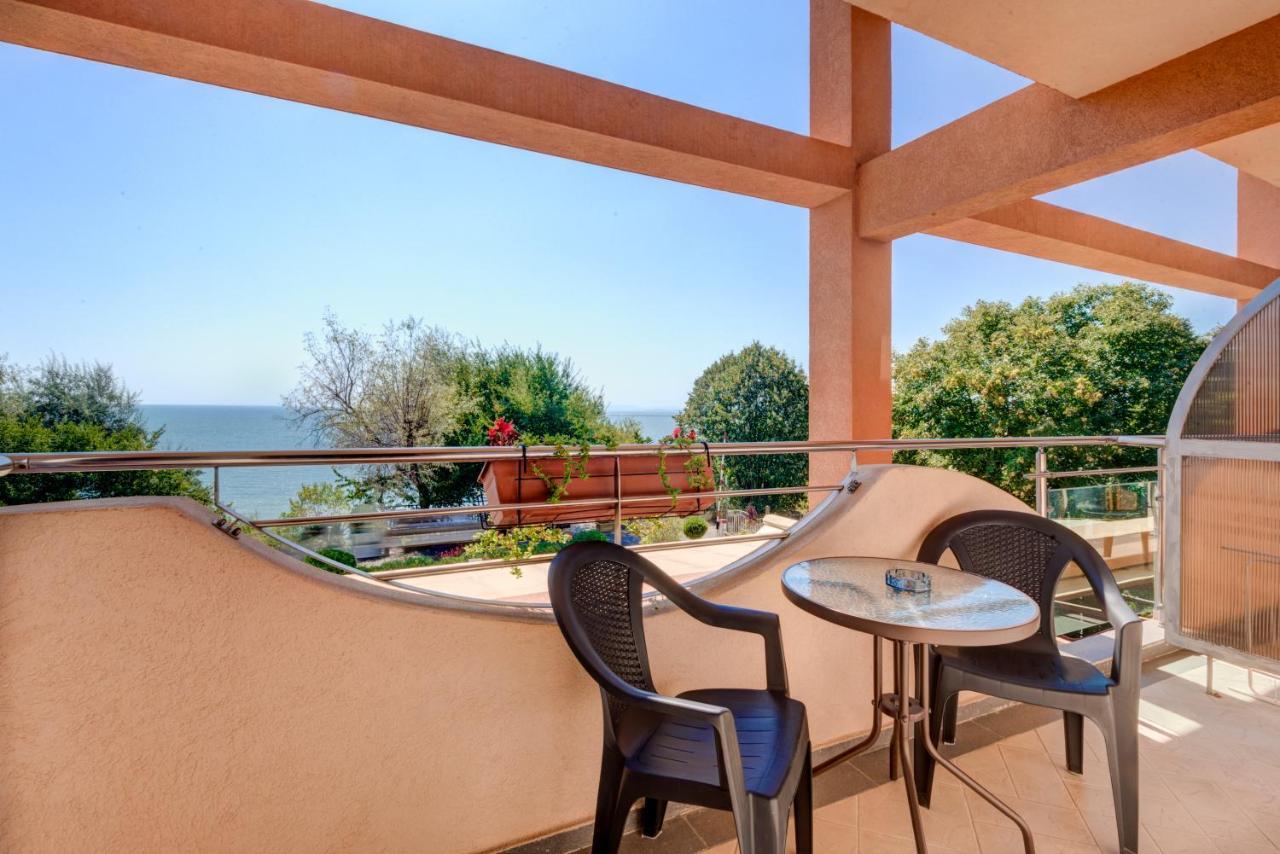 Hotel Capri Nessebar Extérieur photo